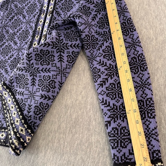 L.L. Bean Purple and Black Patterned Cardigan - Picture 6 of 7